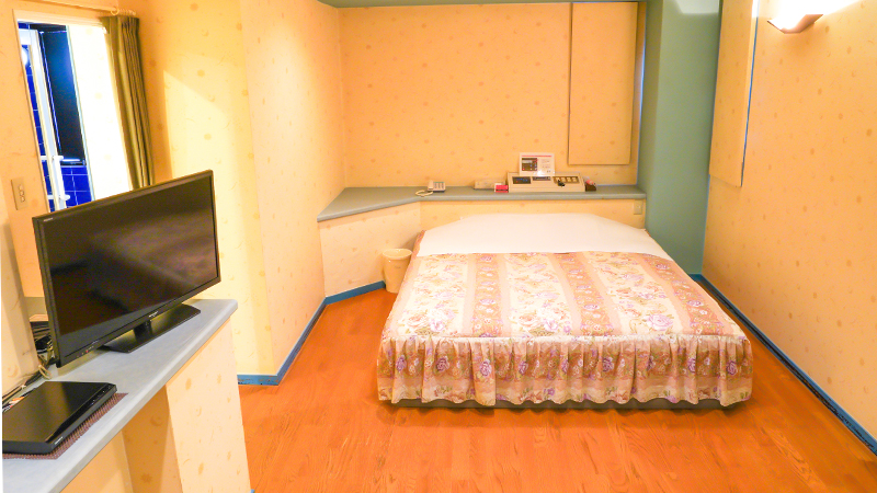 トマト十日町店