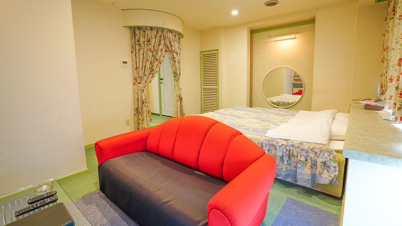 トマト十日町店