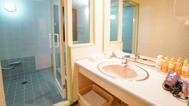 トマト十日町店