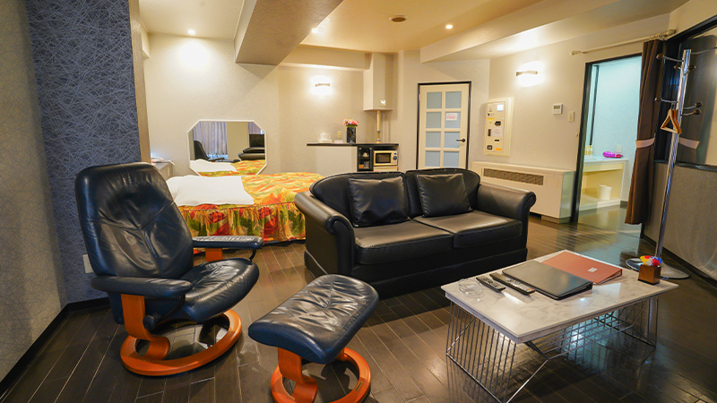 トマト十日町店