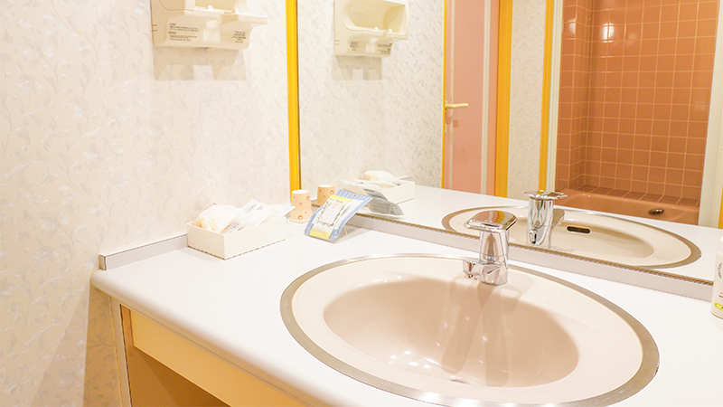 トマト十日町店