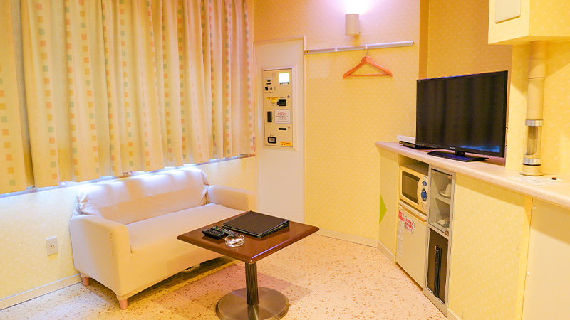 トマト十日町店